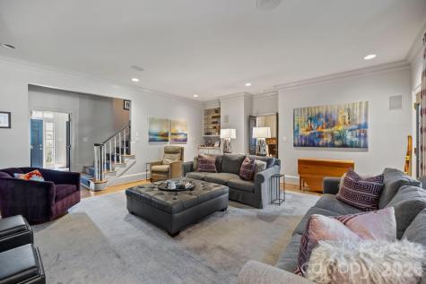 2727 Hampton Avenue Charlotte NC 28207