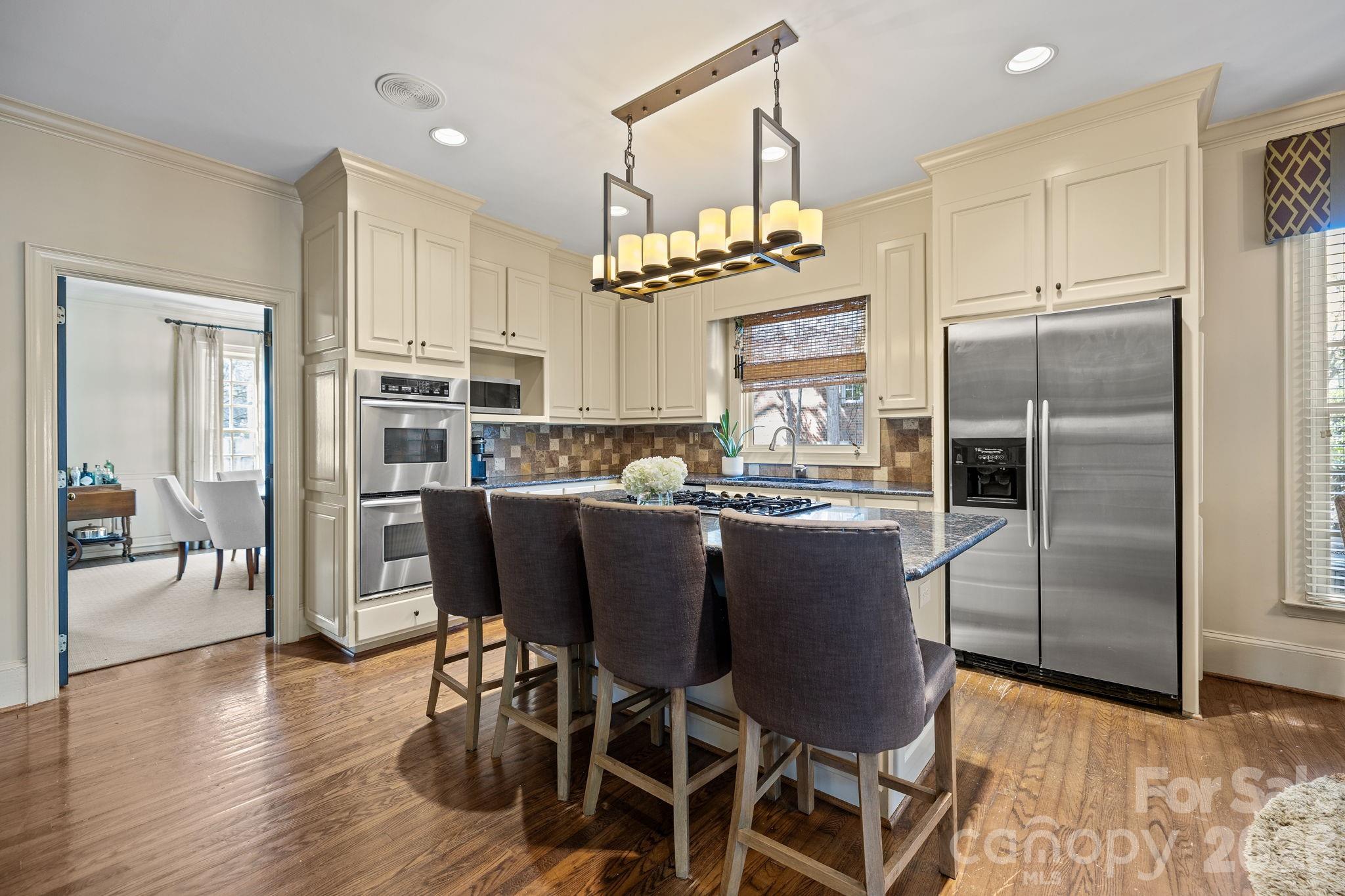 2727 Hampton Avenue Charlotte NC 28207