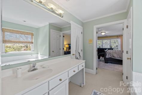 2727 Hampton Avenue Charlotte NC 28207