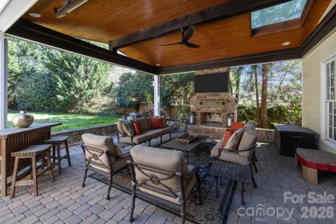 2727 Hampton Avenue Charlotte NC 28207