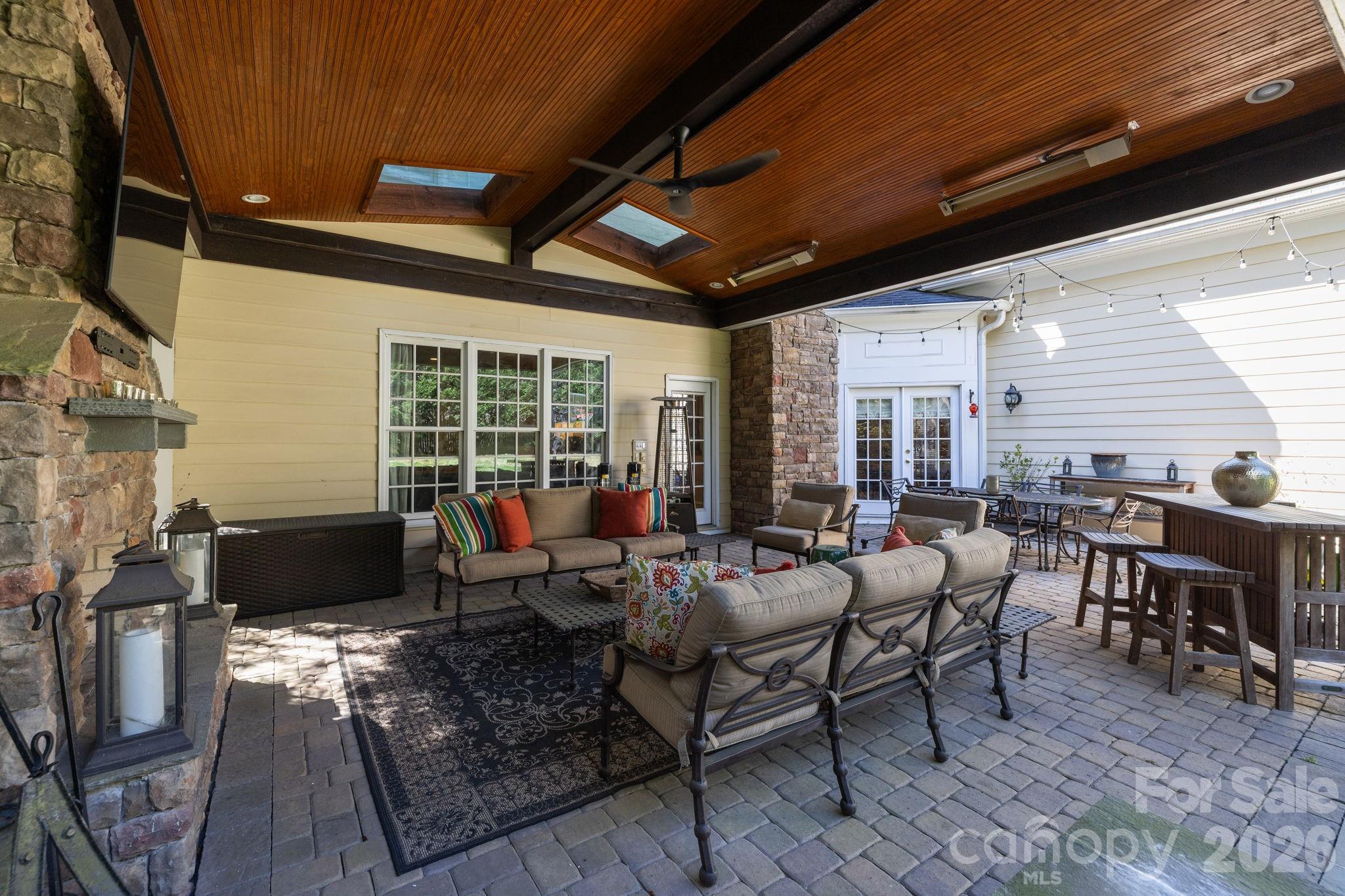 2727 Hampton Avenue Charlotte NC 28207