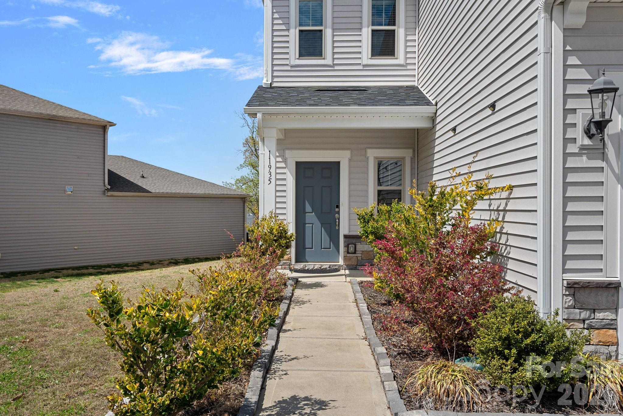 11935 Red Leaf Drive Charlotte NC 28215