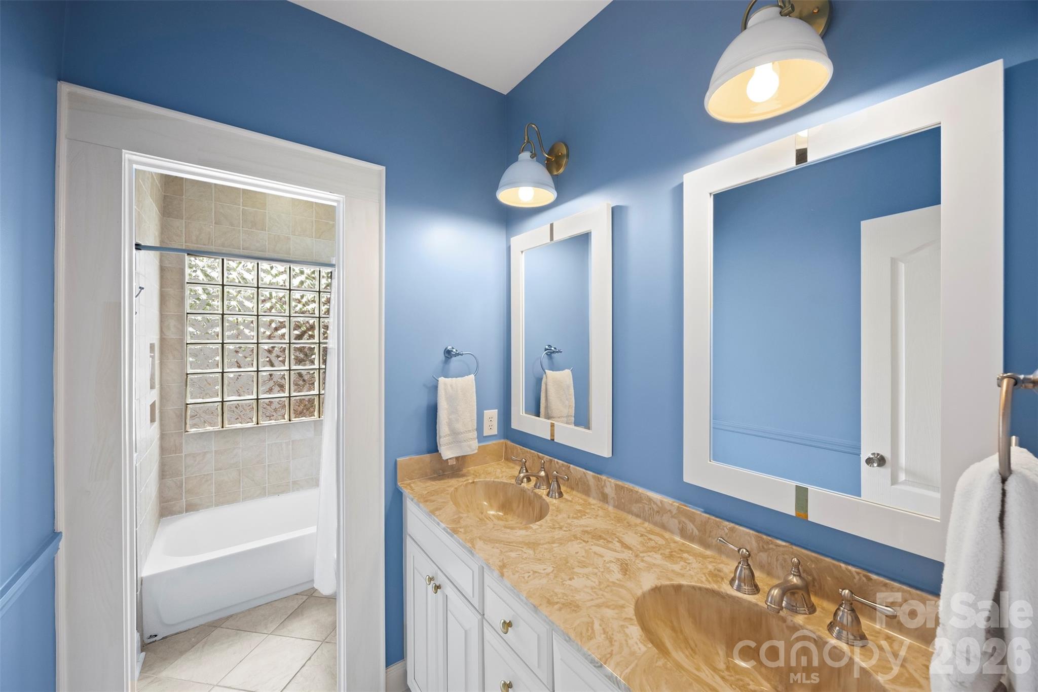 2305 Shenandoah Avenue Charlotte NC 28205