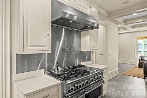 1794 Sterling Road Charlotte NC 28209