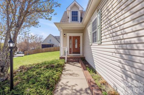 8 Sweet Gum Drive Asheville NC 28805