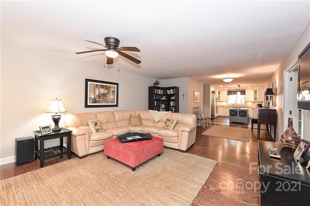 3011 Lauren Glen Road Charlotte NC 28226