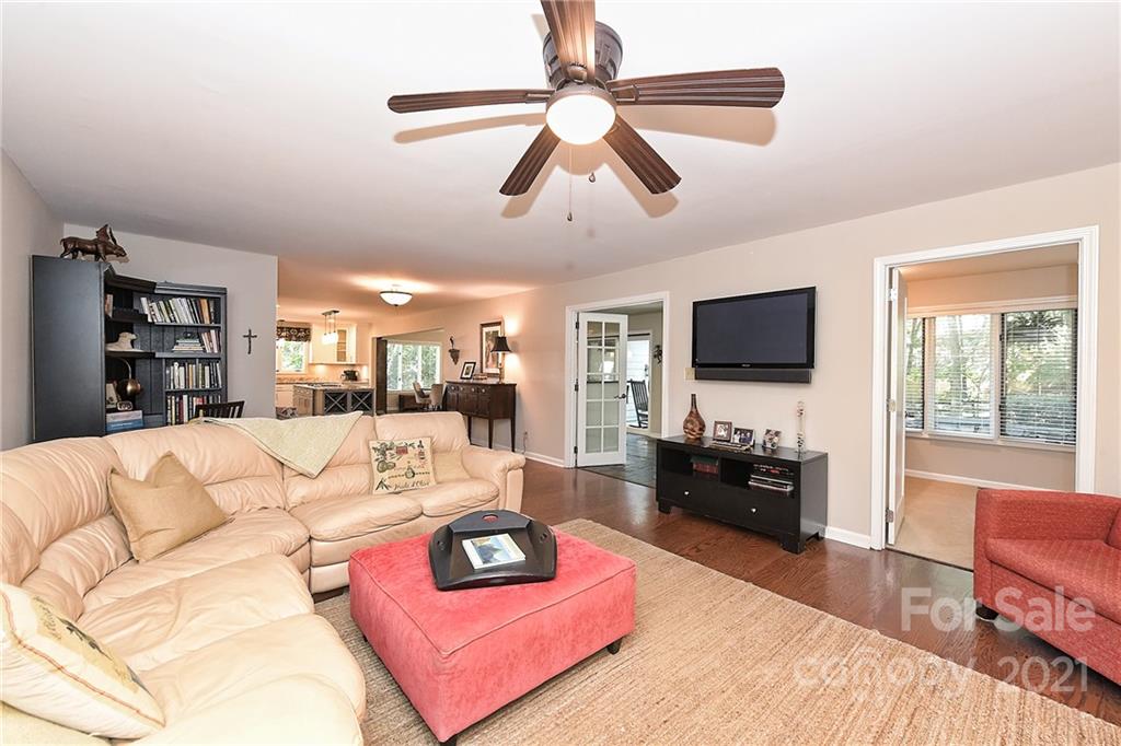 3011 Lauren Glen Road Charlotte NC 28226