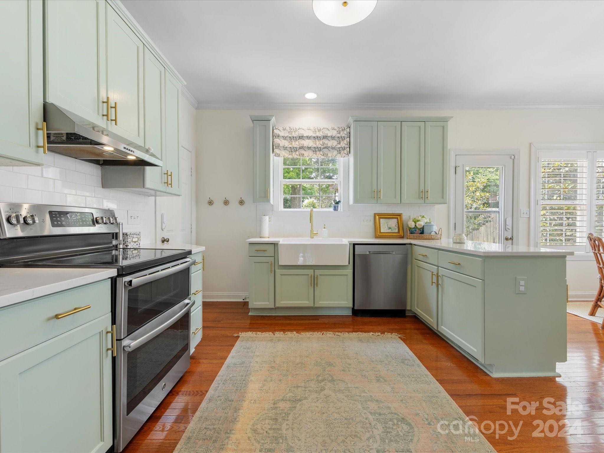 4556 Emory Lane Charlotte NC 28211