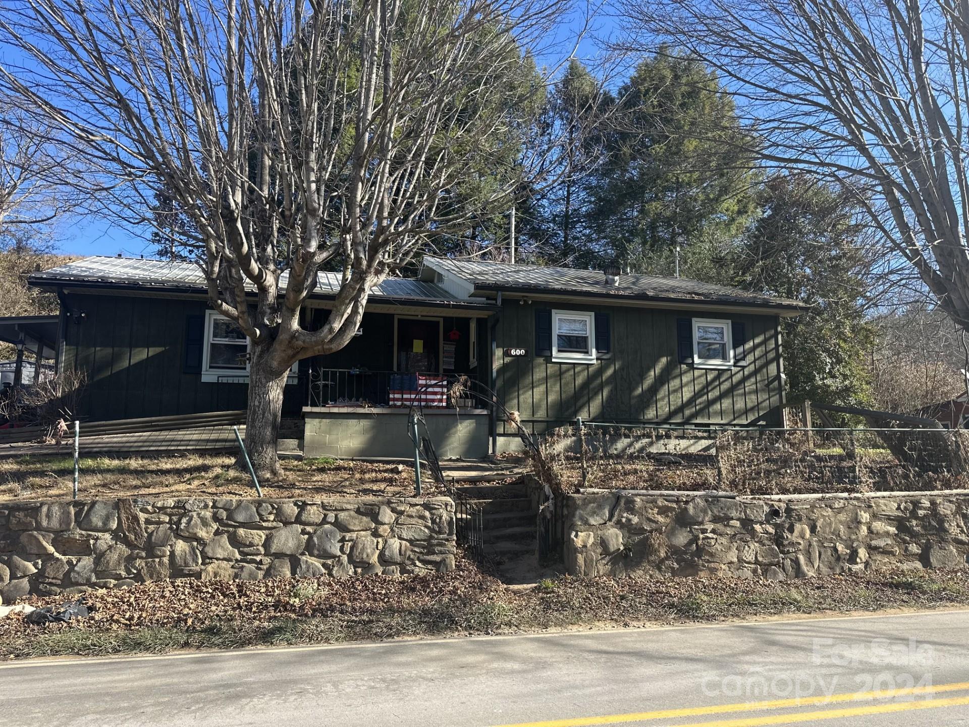 600 Hyder Mountain Road Clyde NC 28721