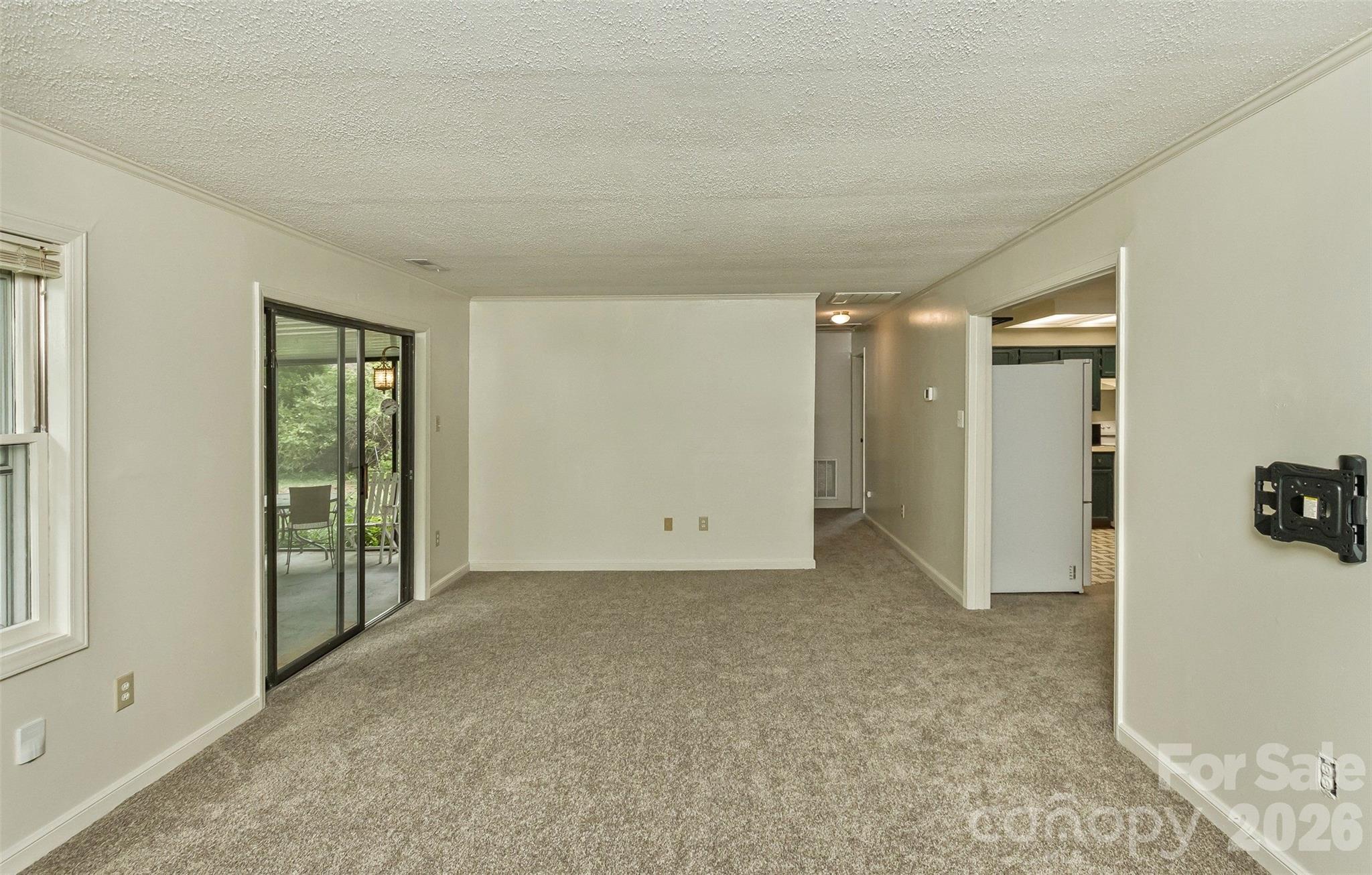 7 Teaneck Circle Hendersonville NC 28791