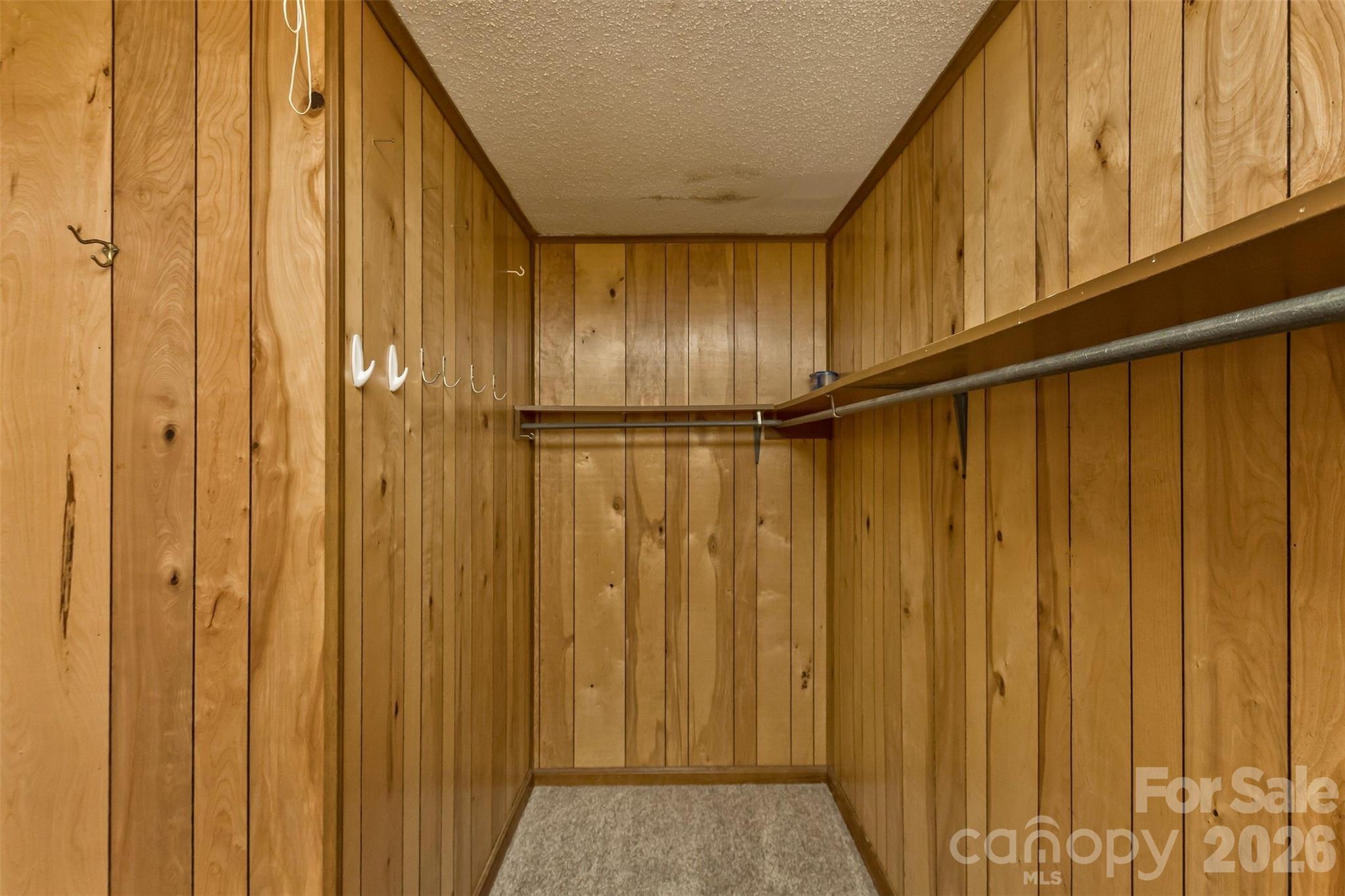 7 Teaneck Circle Hendersonville NC 28791