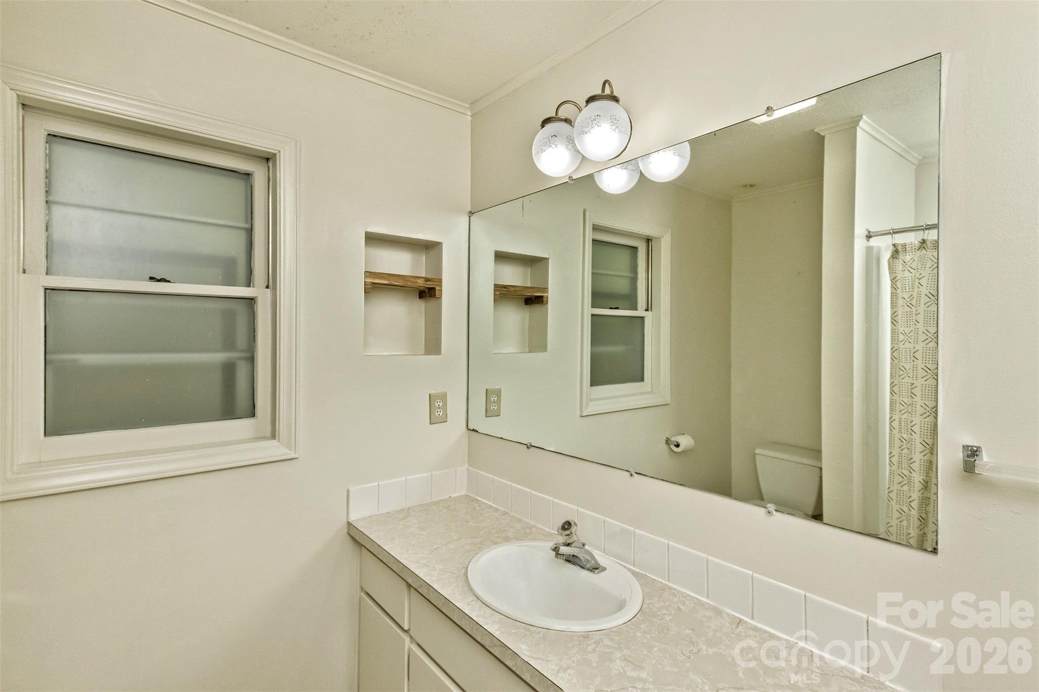 7 Teaneck Circle Hendersonville NC 28791