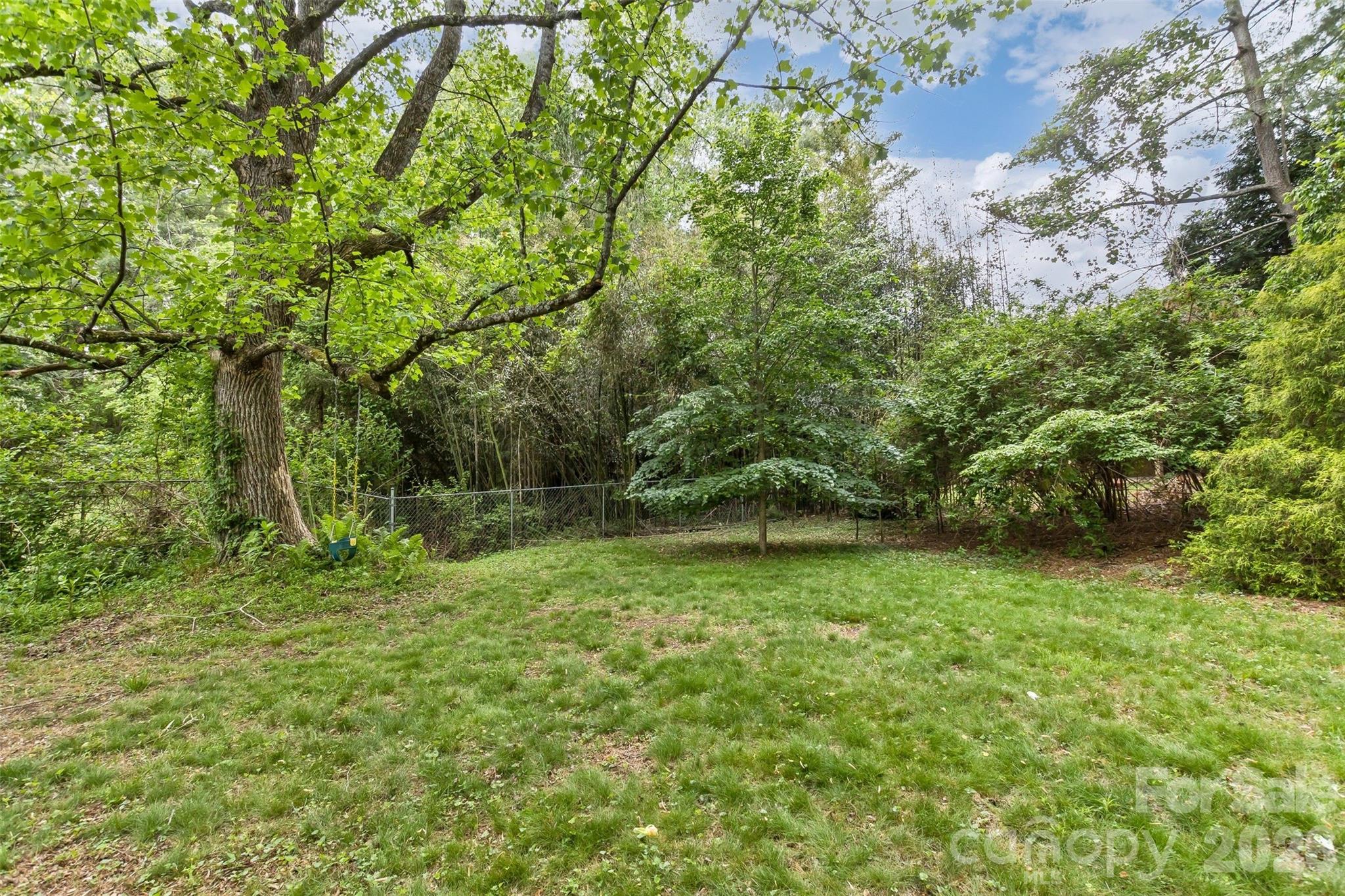 7 Teaneck Circle Hendersonville NC 28791