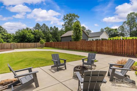 113 Prince Street Belmont NC 28012