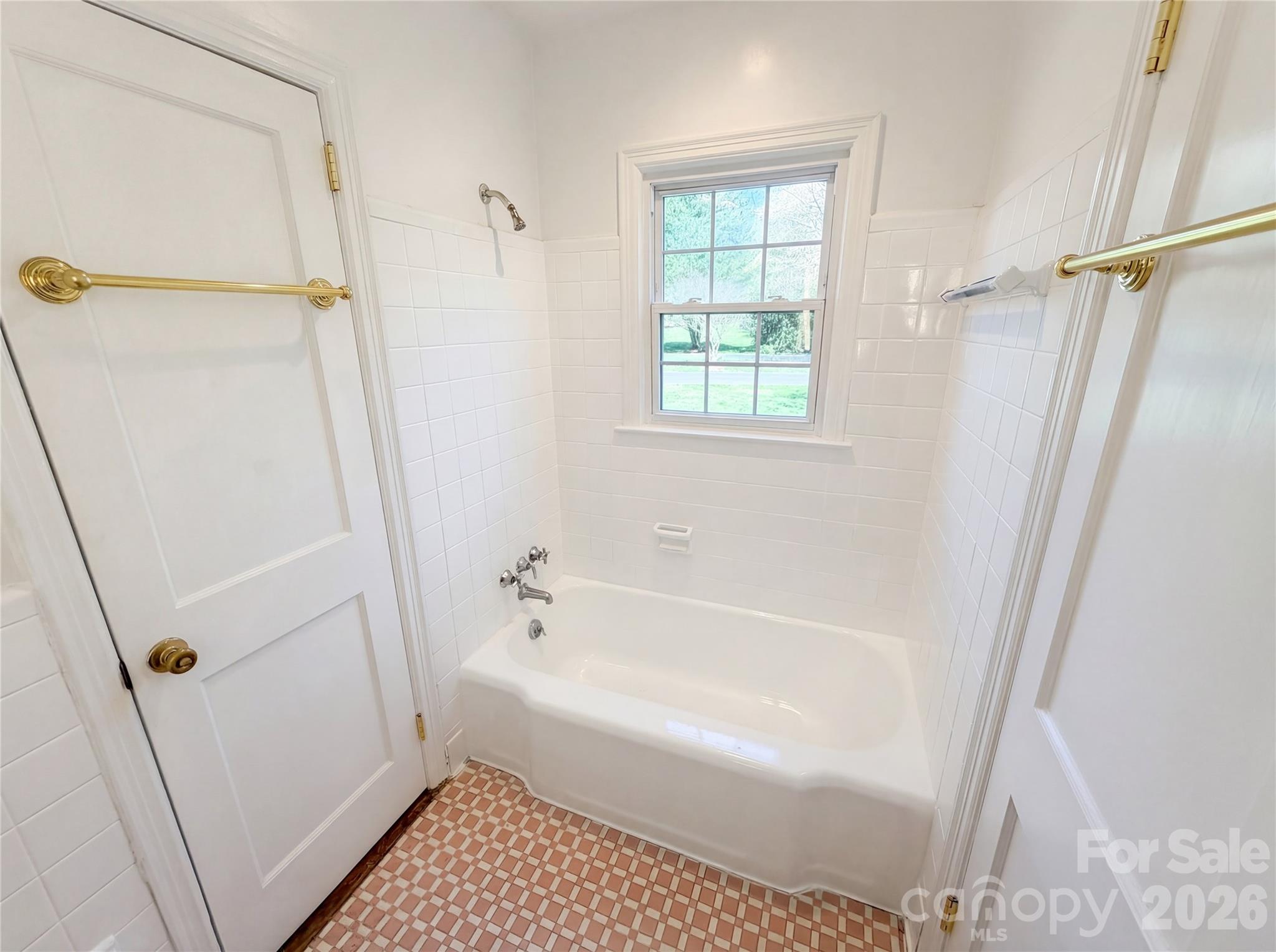 4467 Woodlark Lane Charlotte NC 28211