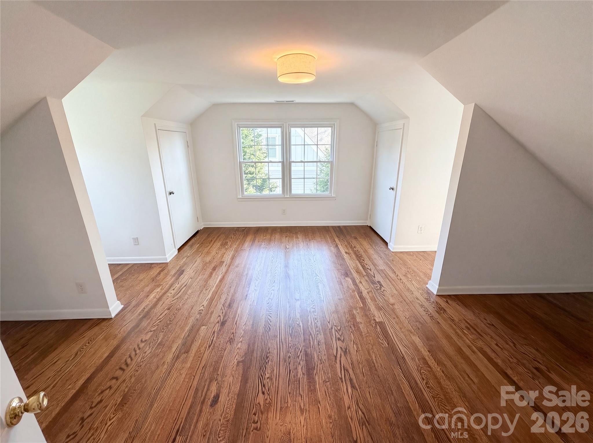 4467 Woodlark Lane Charlotte NC 28211