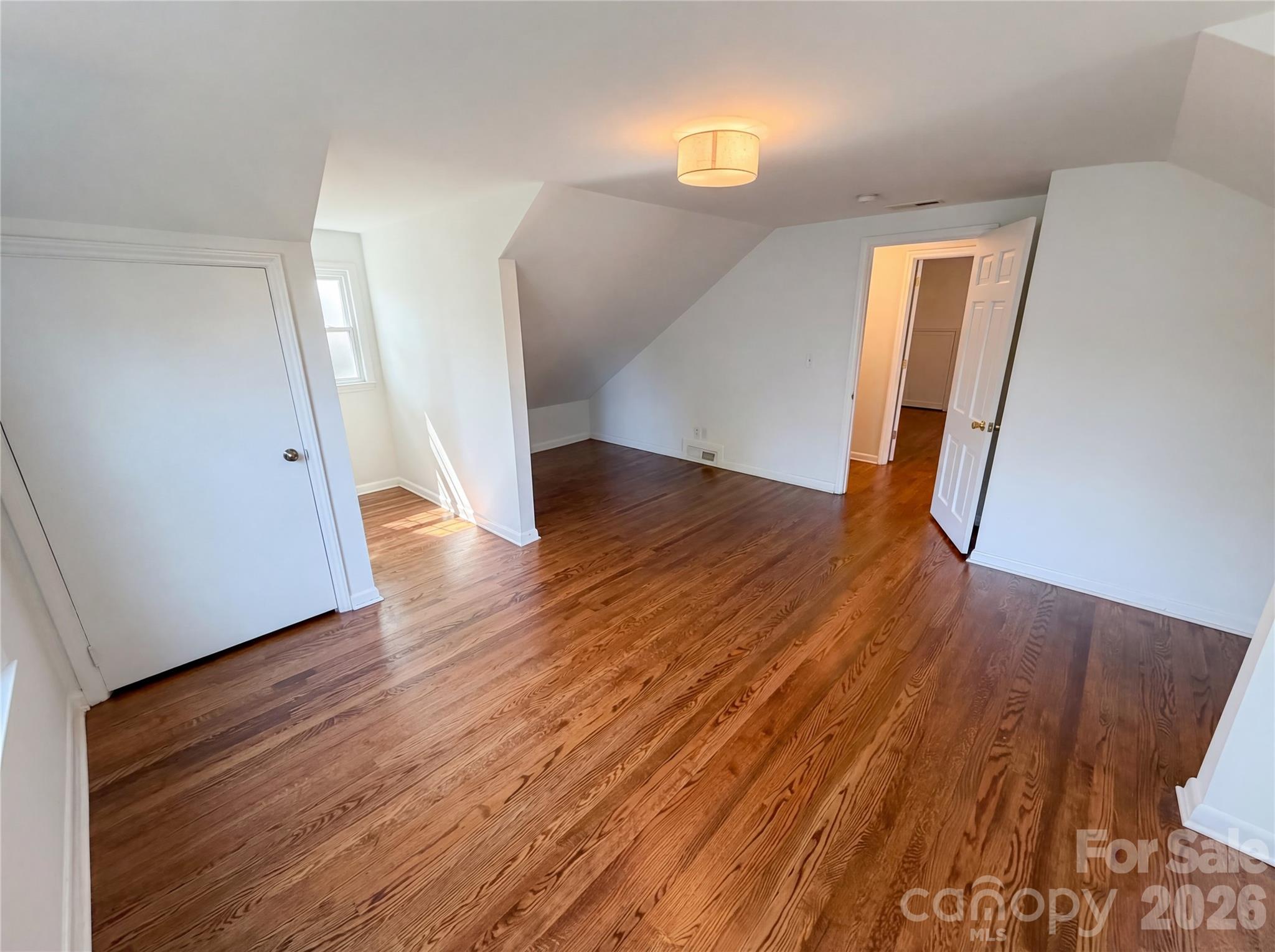 4467 Woodlark Lane Charlotte NC 28211