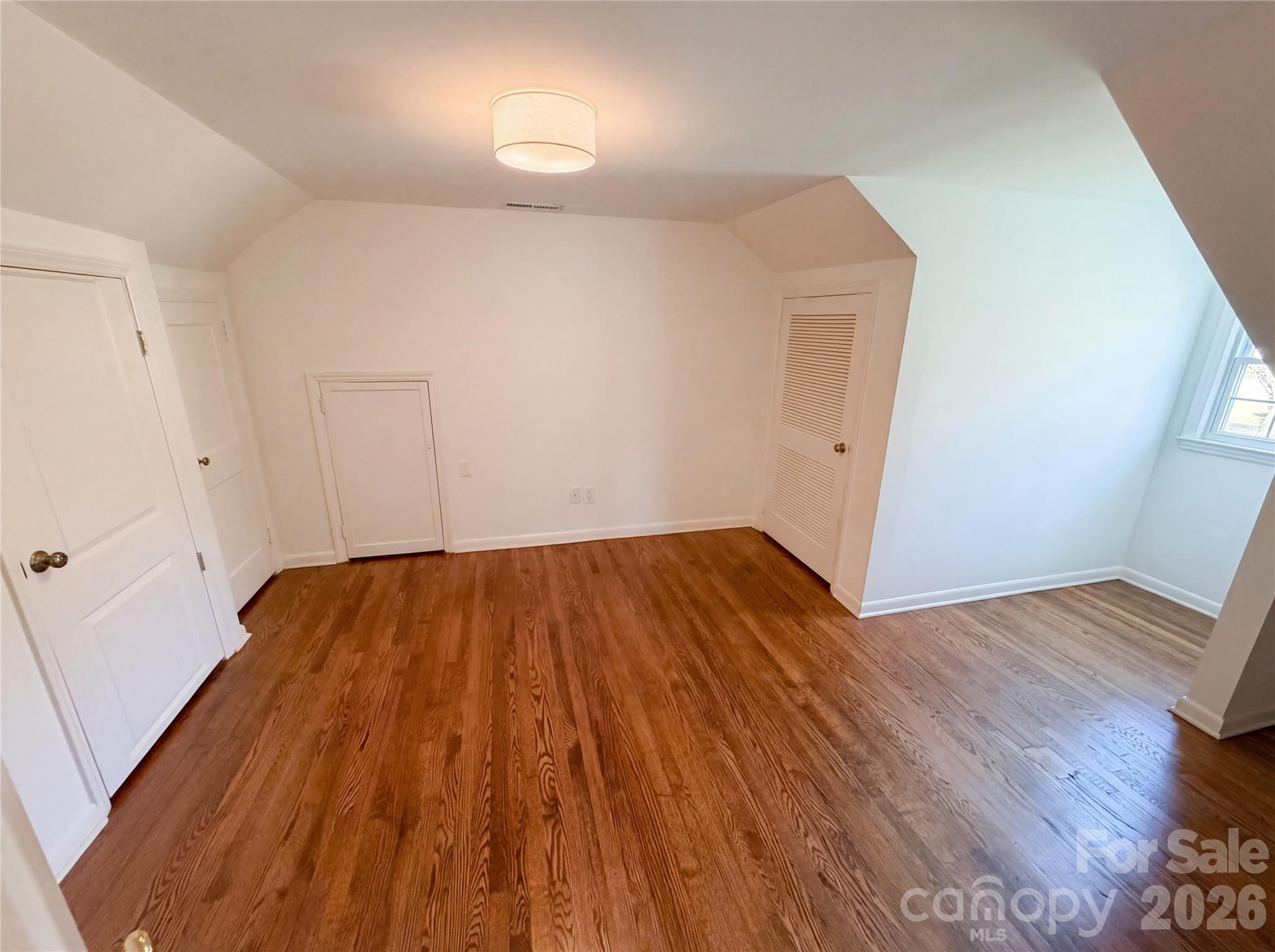 4467 Woodlark Lane Charlotte NC 28211