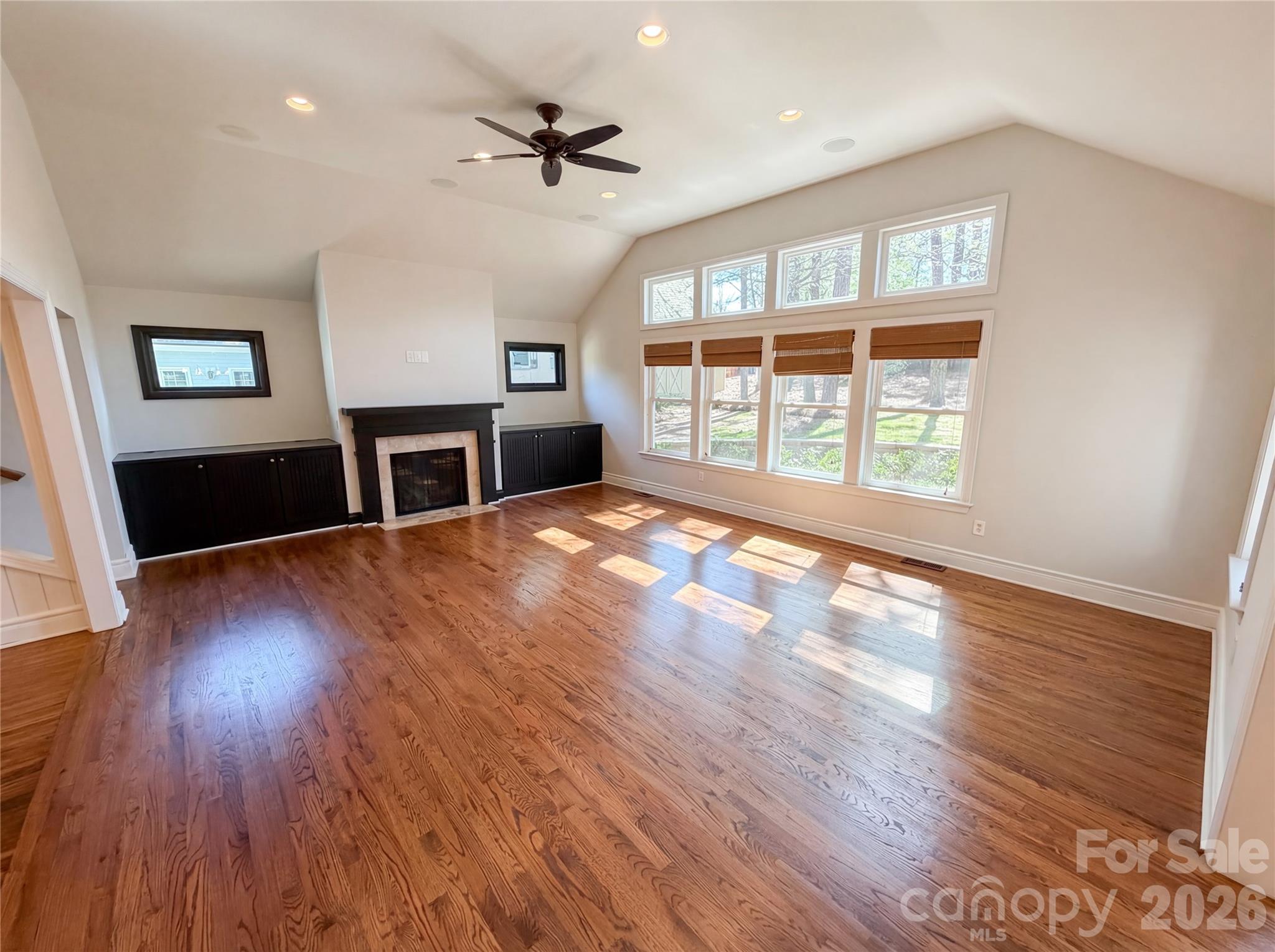 4467 Woodlark Lane Charlotte NC 28211
