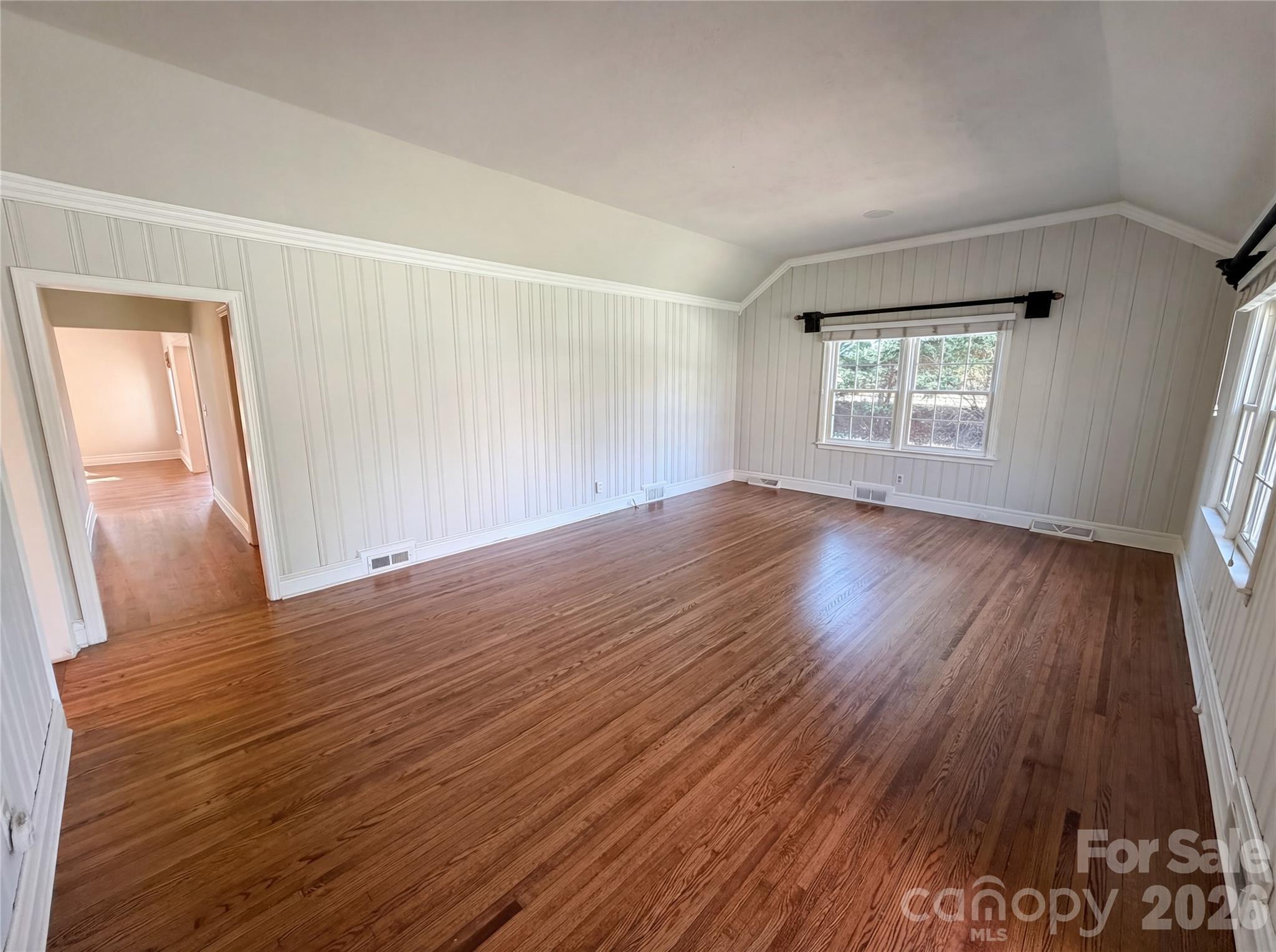 4467 Woodlark Lane Charlotte NC 28211