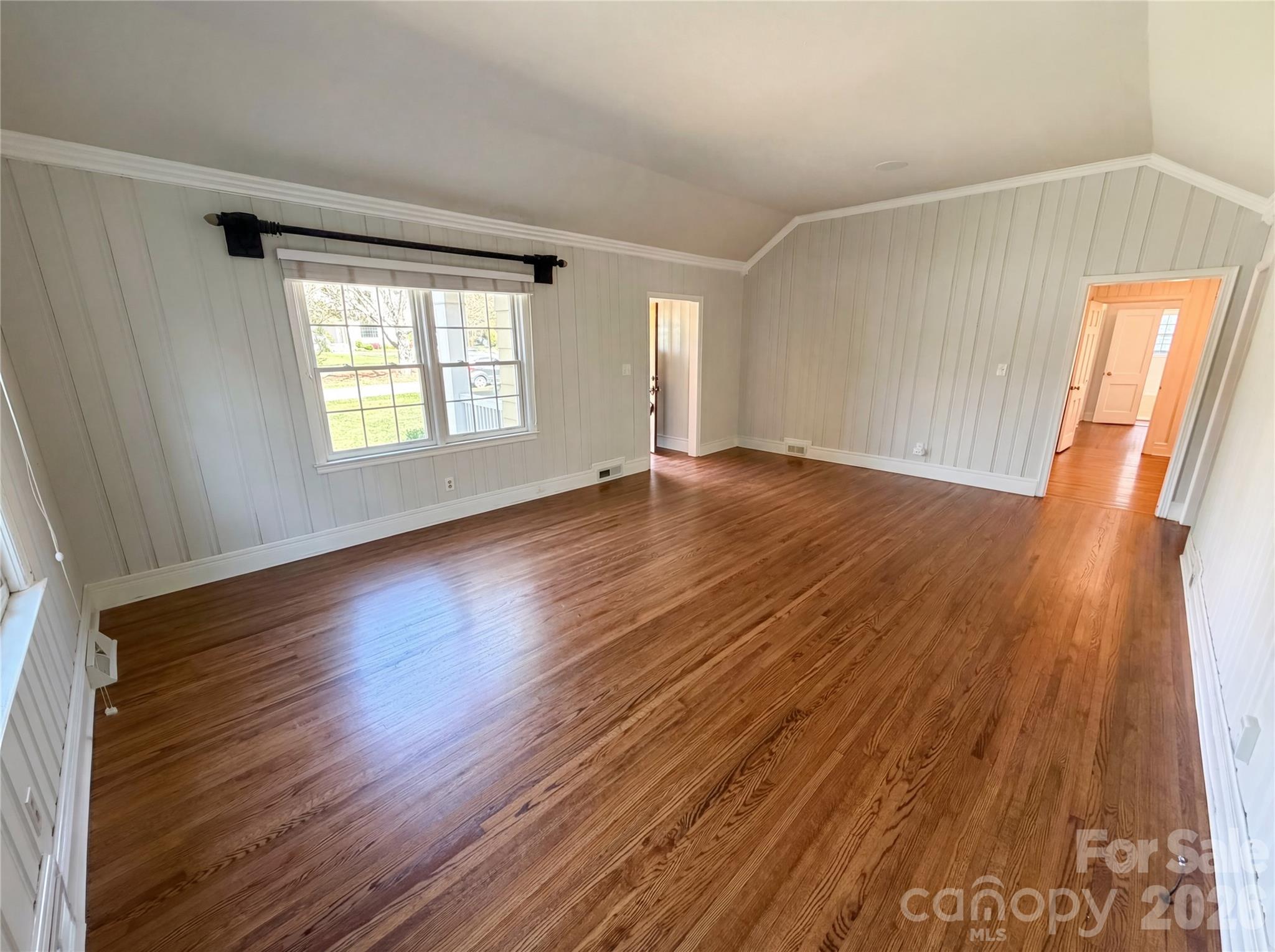 4467 Woodlark Lane Charlotte NC 28211
