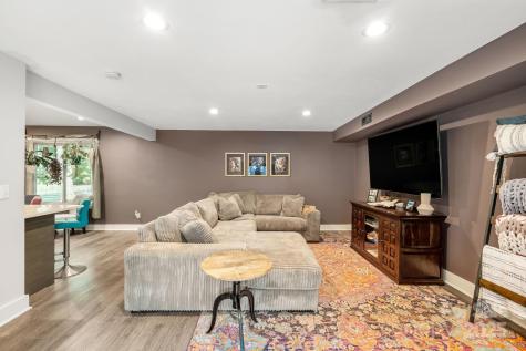 304 Greenwood Place Belmont NC 28012