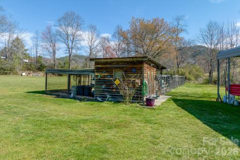 2456 Hendersonville Highway Pisgah Forest NC 28768