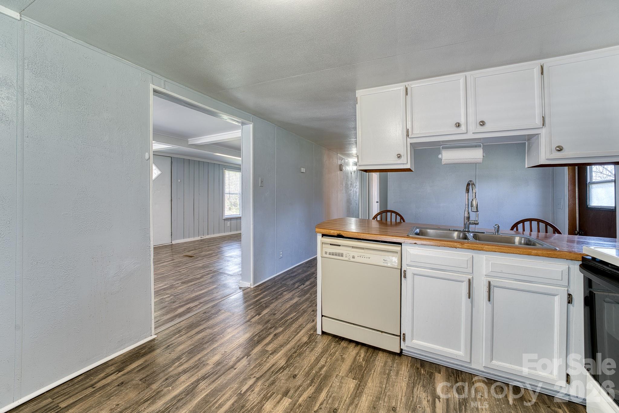 2456 Hendersonville Highway Pisgah Forest NC 28768