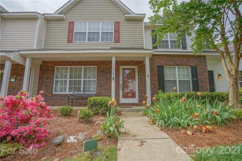 6039 Cougar Lane Charlotte NC 28269