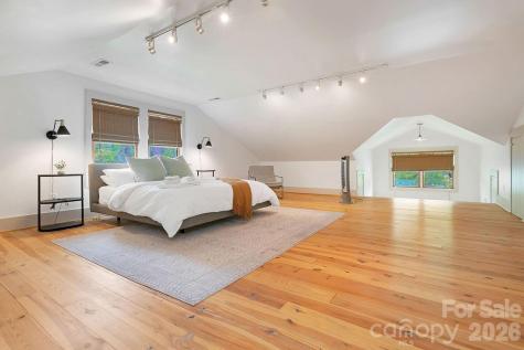 49 Miner Street Brevard NC 28712
