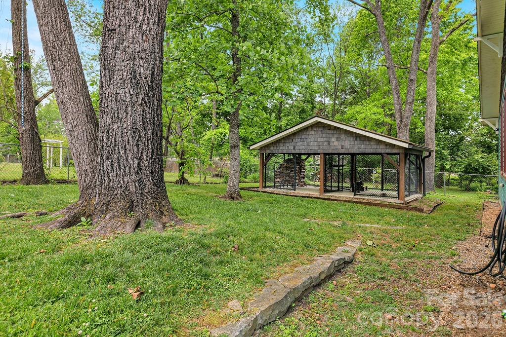 49 Miner Street Brevard NC 28712