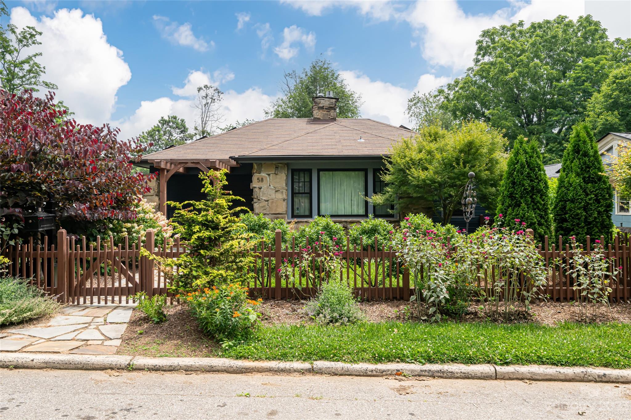58 Trotter Place Asheville NC 28806