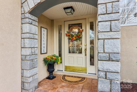 1 Bideford Row Asheville NC 28803