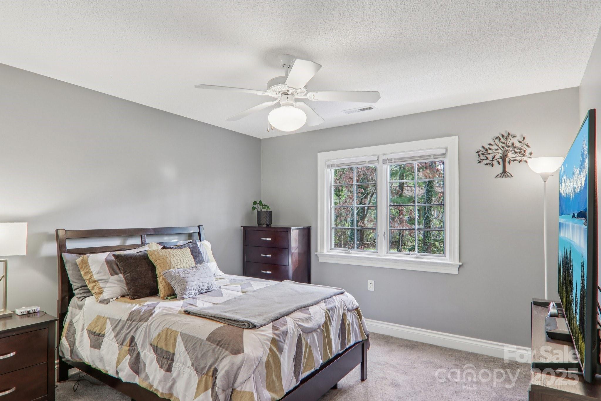 1 Bideford Row Asheville NC 28803