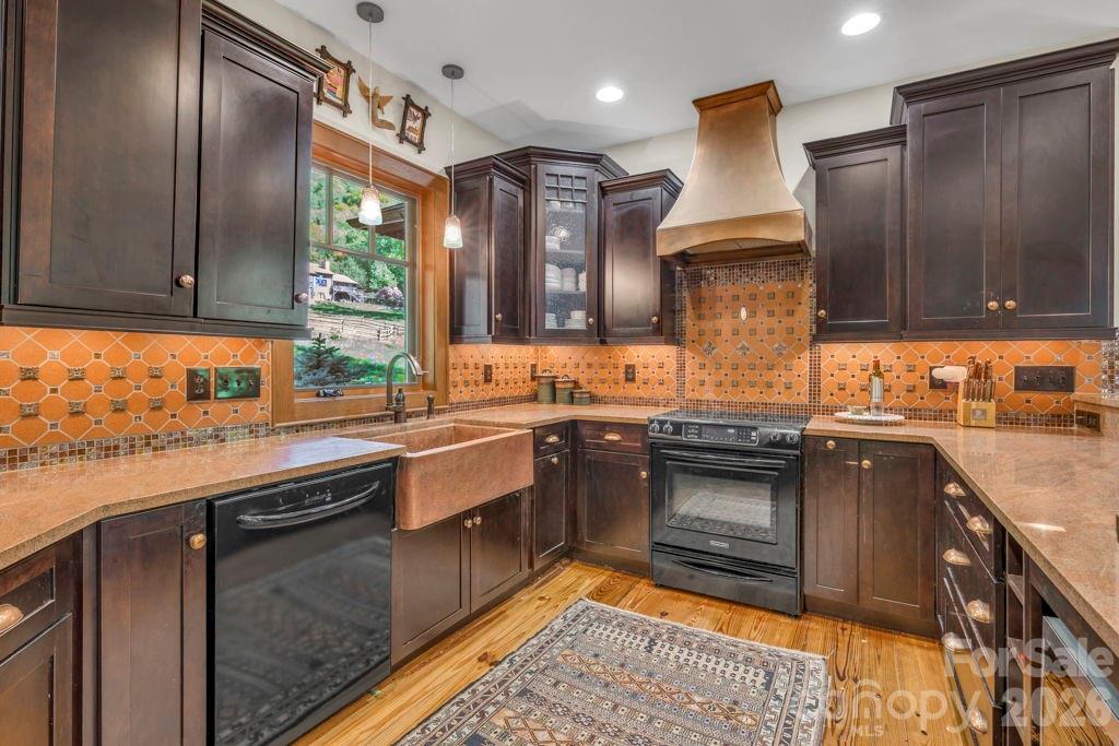 355 Oakley Green Boone NC 28607