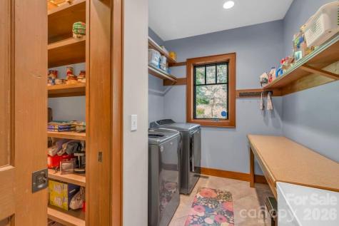 355 Oakley Green Boone NC 28607