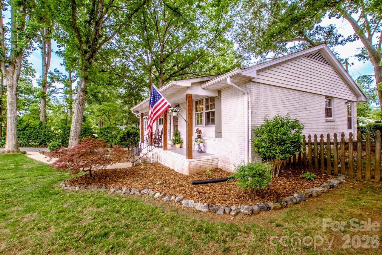 351 Eastwood Drive Lincolnton NC 28092