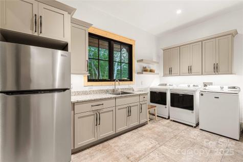 142 Brook Trout Trail Cashiers NC 28717