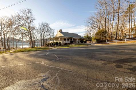 123 Chapel Hill Drive Troy NC 27371