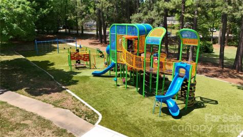 2616 Revolution Park Drive Charlotte NC 28208