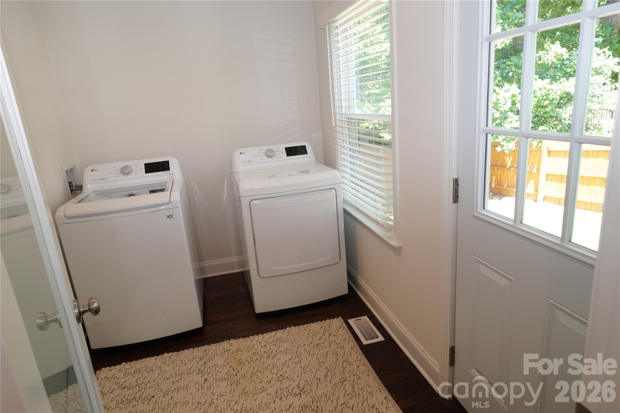 3821 Dunwoody Drive Charlotte NC 28215