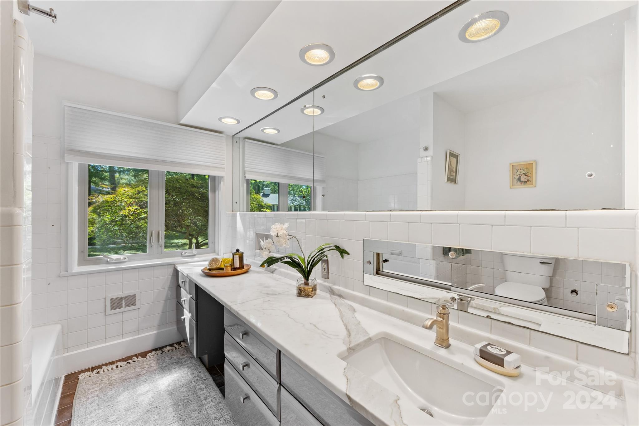 5601 Riviere Drive Charlotte NC 28211