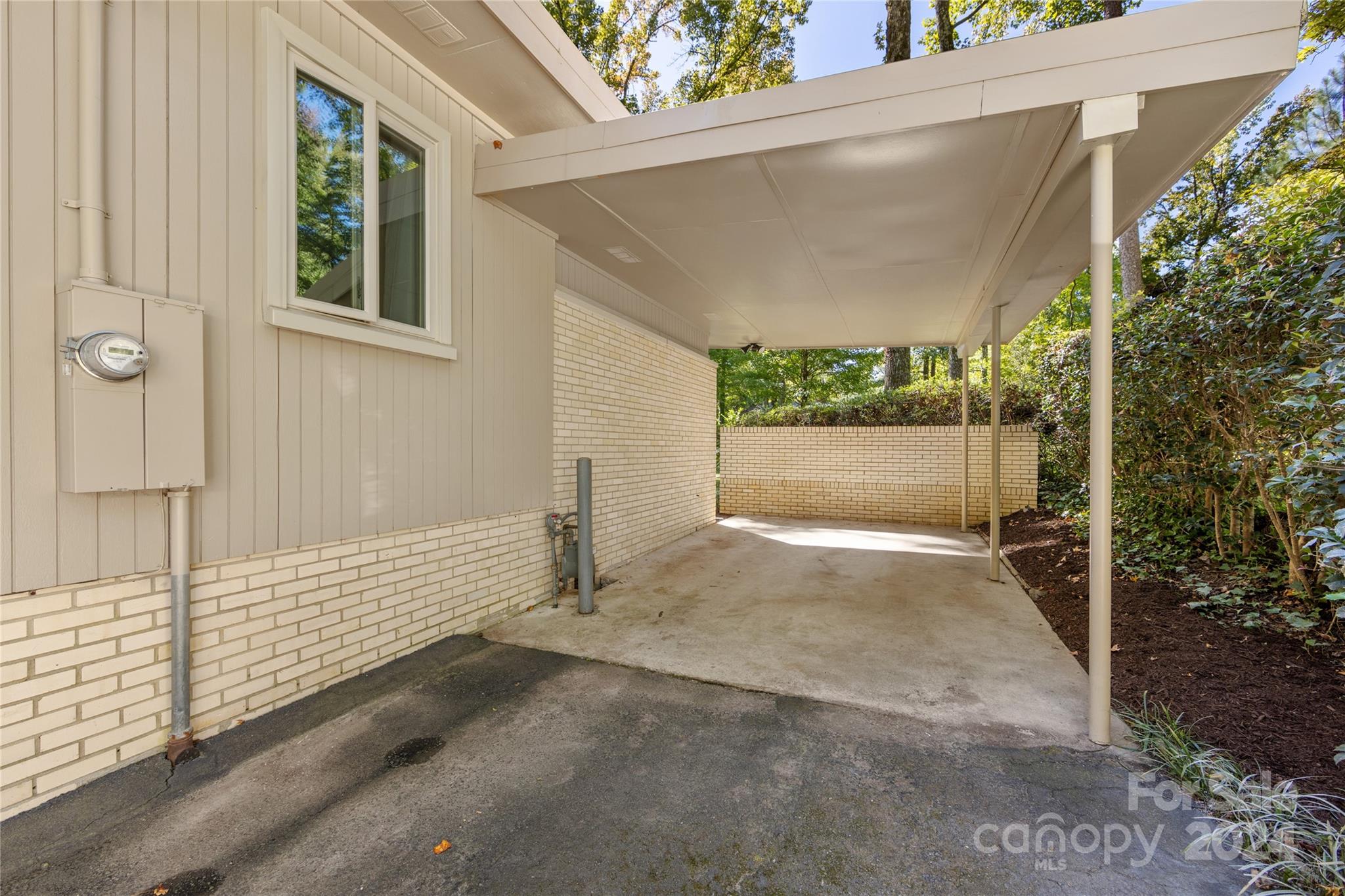 5601 Riviere Drive Charlotte NC 28211