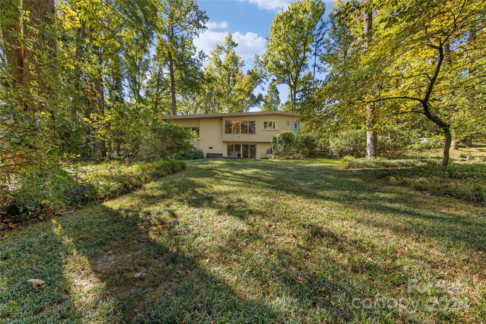 5601 Riviere Drive Charlotte NC 28211