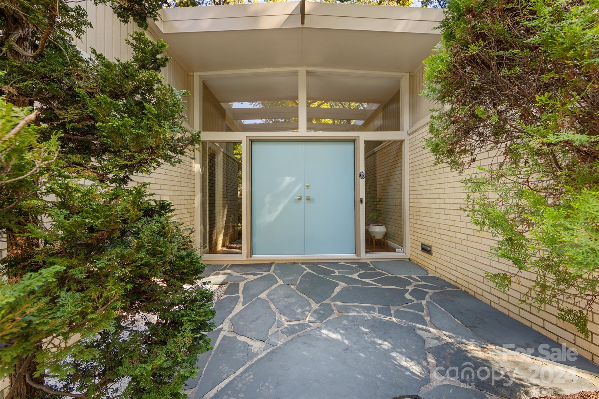 5601 Riviere Drive Charlotte NC 28211