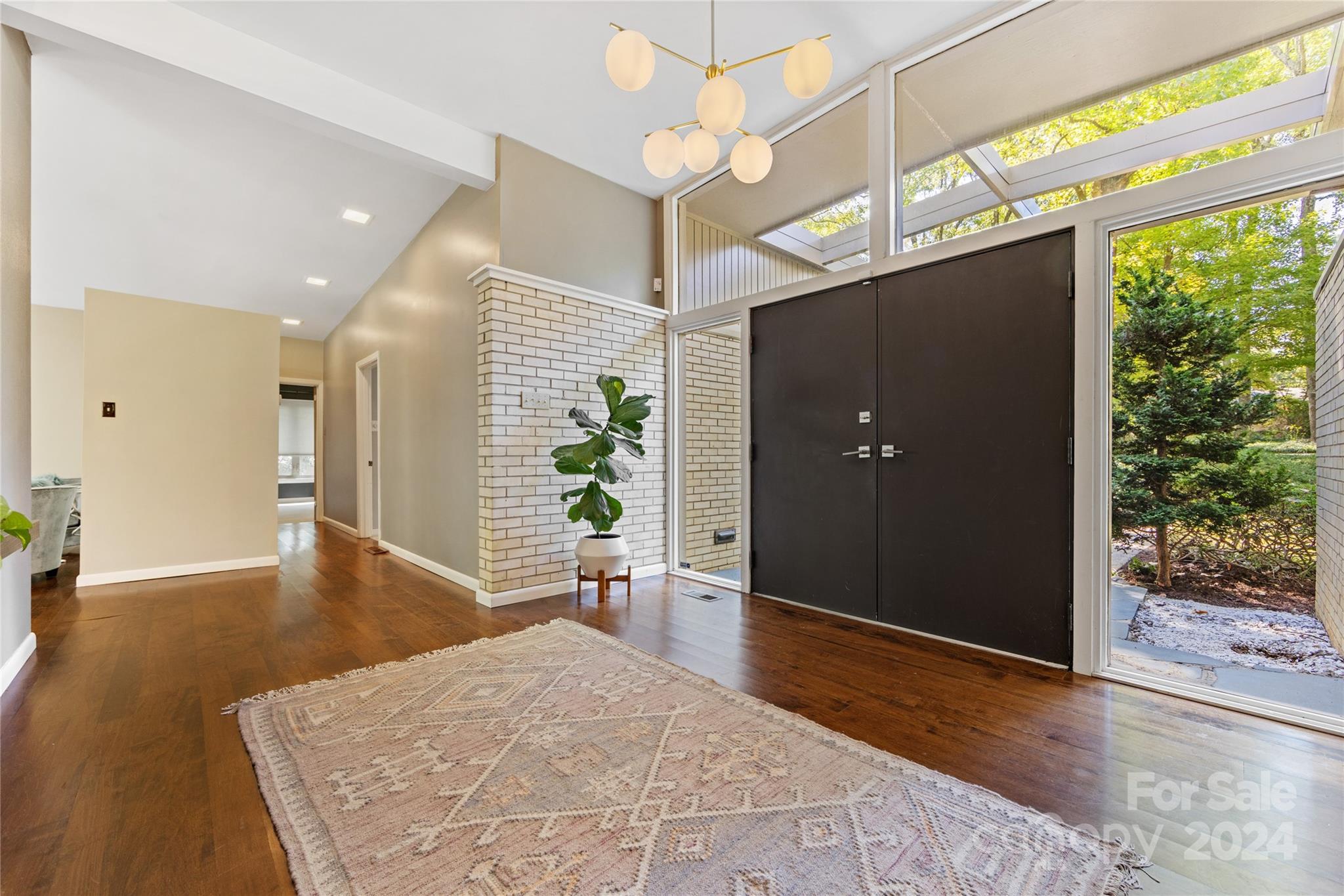 5601 Riviere Drive Charlotte NC 28211