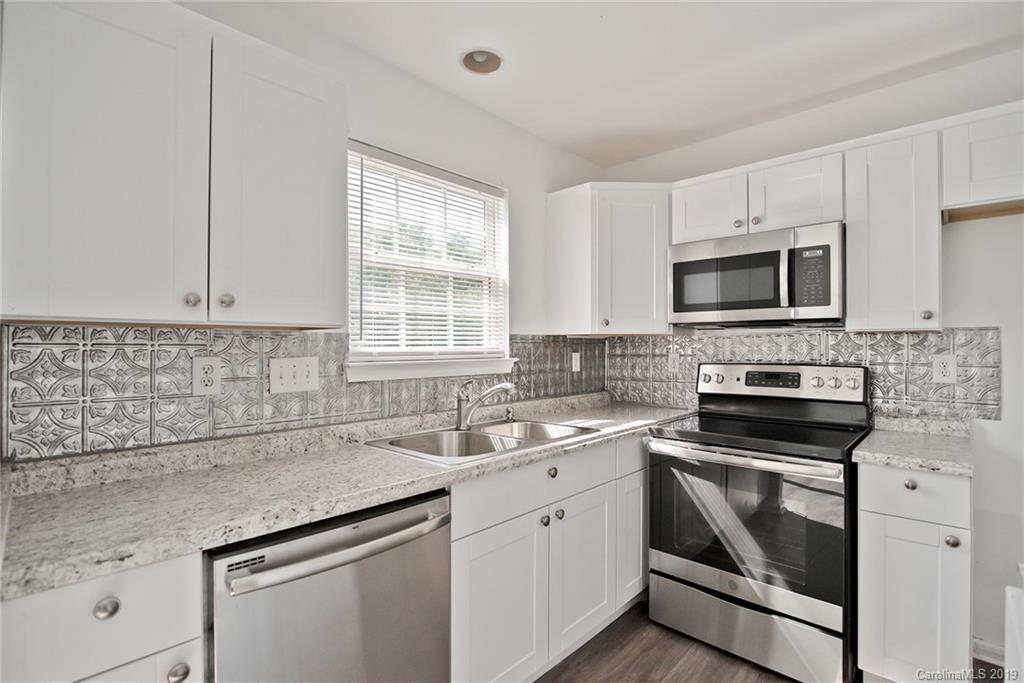 9728 Faires Farm Road Charlotte NC 28213