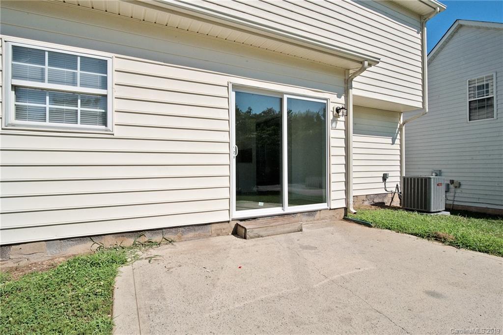 9728 Faires Farm Road Charlotte NC 28213