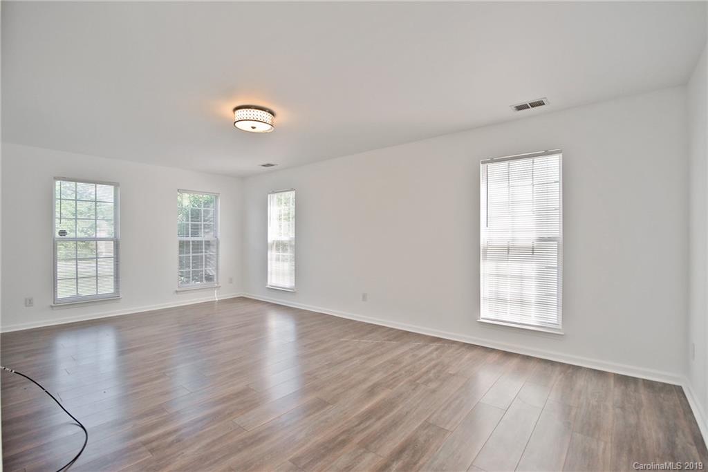 9728 Faires Farm Road Charlotte NC 28213