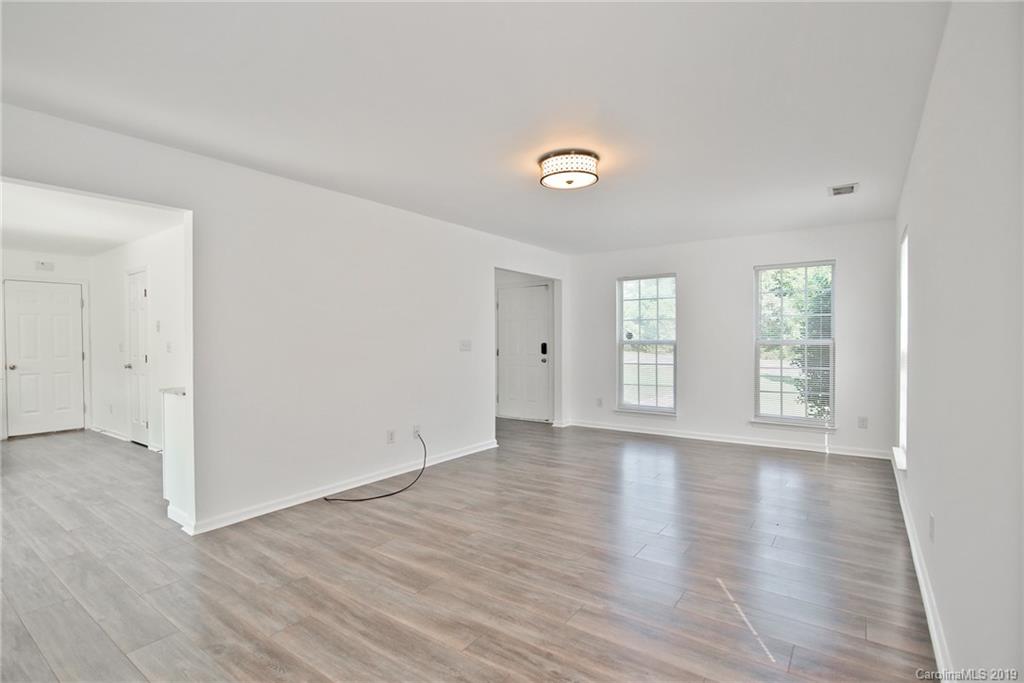 9728 Faires Farm Road Charlotte NC 28213